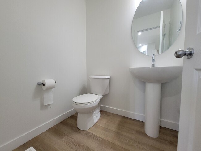Photo - 8887 Carson Way SW