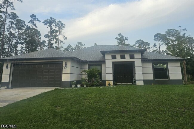 816 Willard Ave