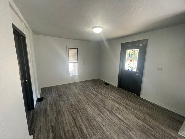 Photo - 102 Elmwood Ave