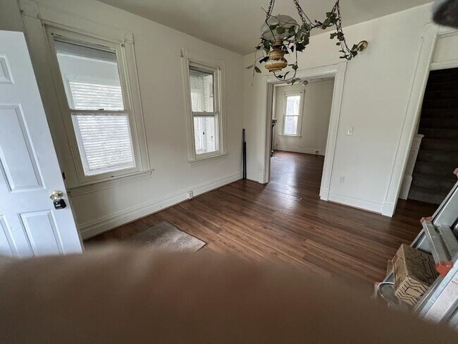 Photo - 504 Woodward Ave