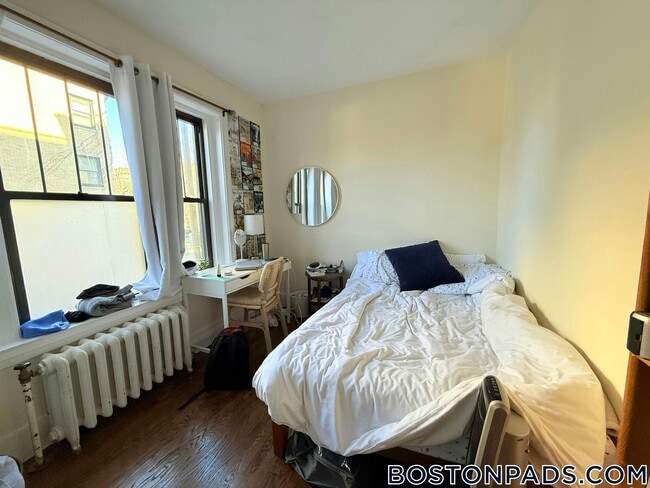 452 Park Dr Unit 4