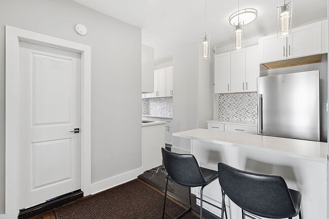 1075 Grand Concourse