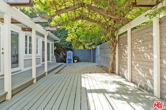 Photo - 1640 Electric Ave