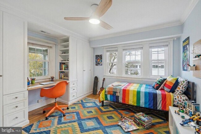 Photo - 62 W Lodges Ln