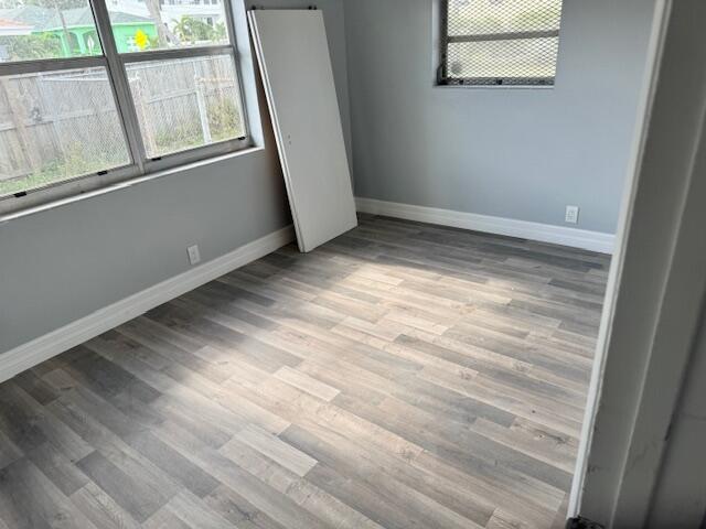 Photo - 1015 Avenue I