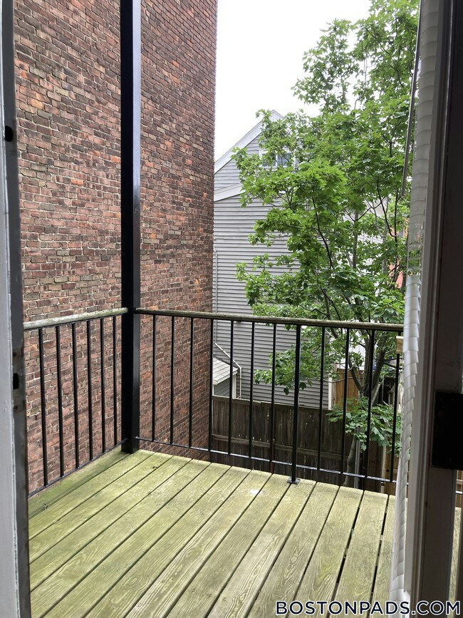 Photo - 7 Pembroke St Unit 3