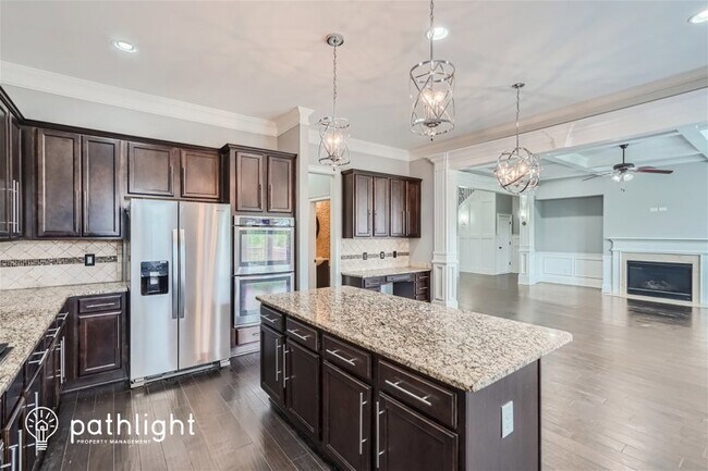 Photo - 1801 Schofield Drive