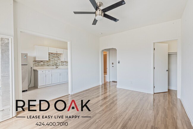 Photo - 2933 1/4 W 8th St-403 Unit 403