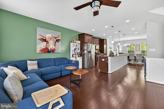 Photo - 6157 Posey St