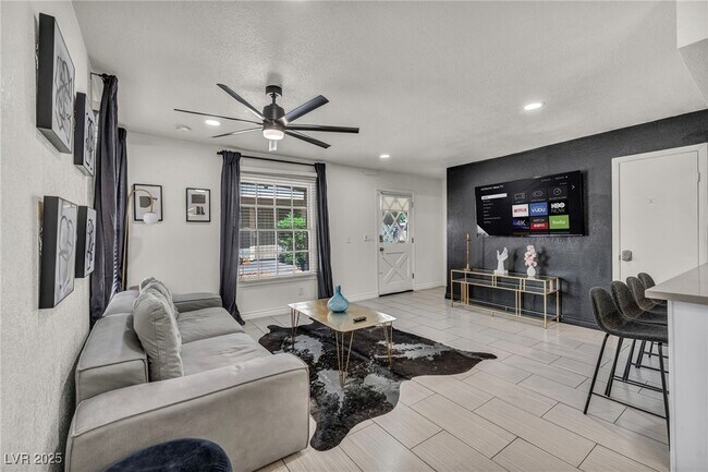 Photo - 1334 Dorothy Ave Unit 3