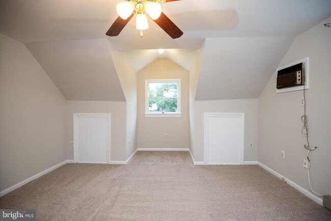 Photo - 839 Clifton Ave