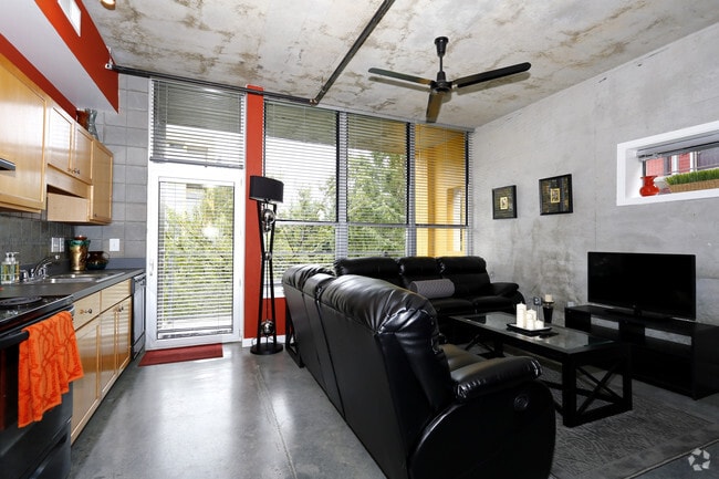 Living Area - 1016 Lofts