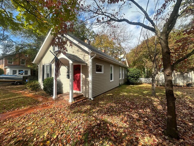 Photo - Gorgeous 3 Bed 2 Bath Haymount Home