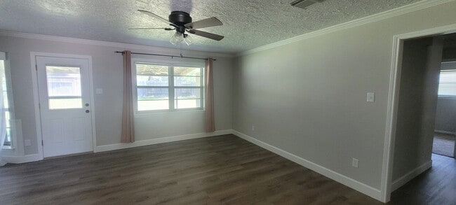 1807 Sleepy Creek Way