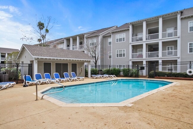 Photo - Capstone Quarters 3 Bed 2 Bath Unit! Available August 2026!