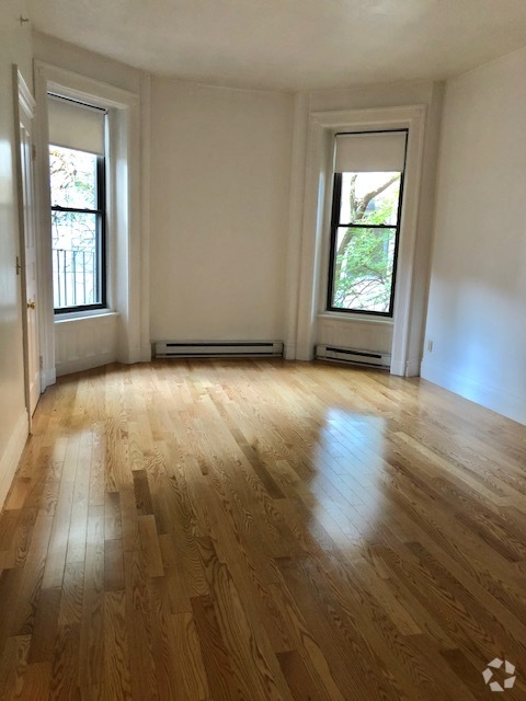 Building Photo - 272 Newbury St Rental