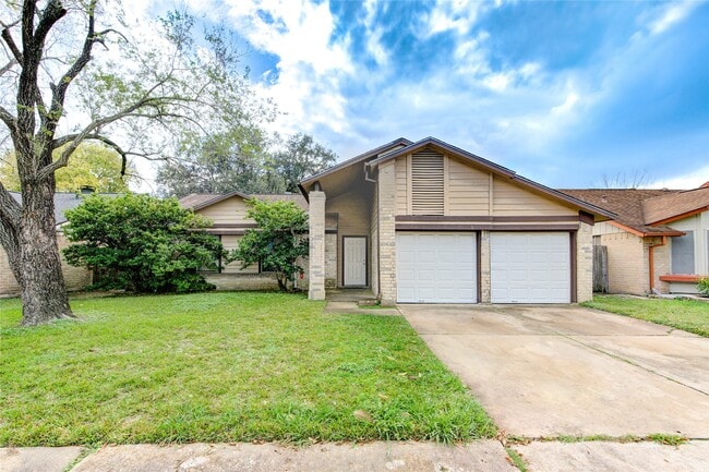 12023 Plumbrook Dr