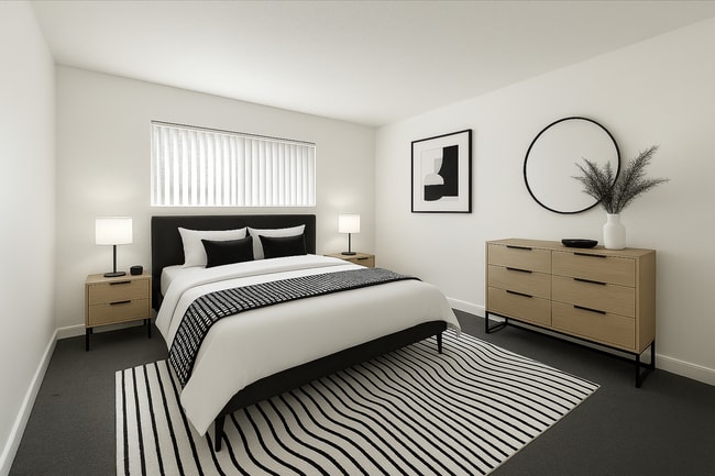 Photo - Las Palmas Apartments !