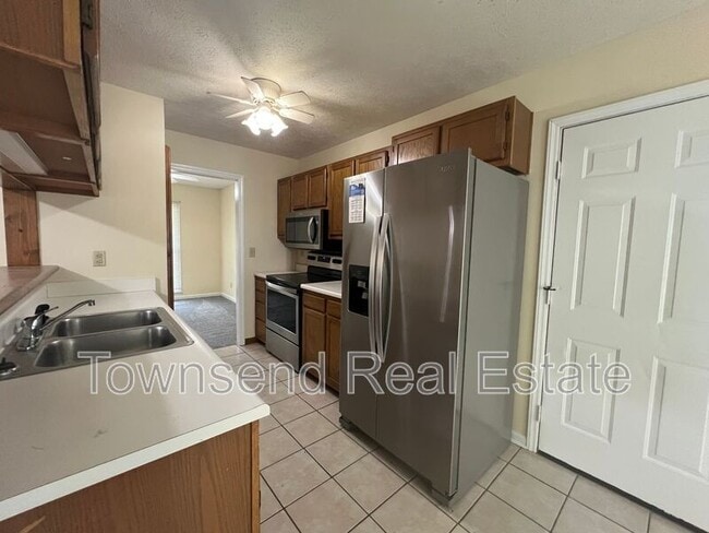 Photo - 5038 Linton Hall Rd