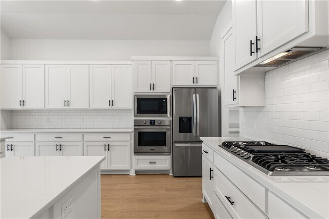 Photo - 6300 SW Beacon St