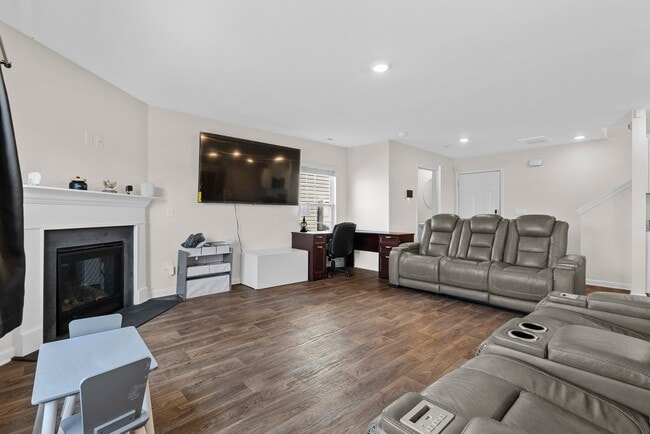 Photo - 2097 Elmridge Rd