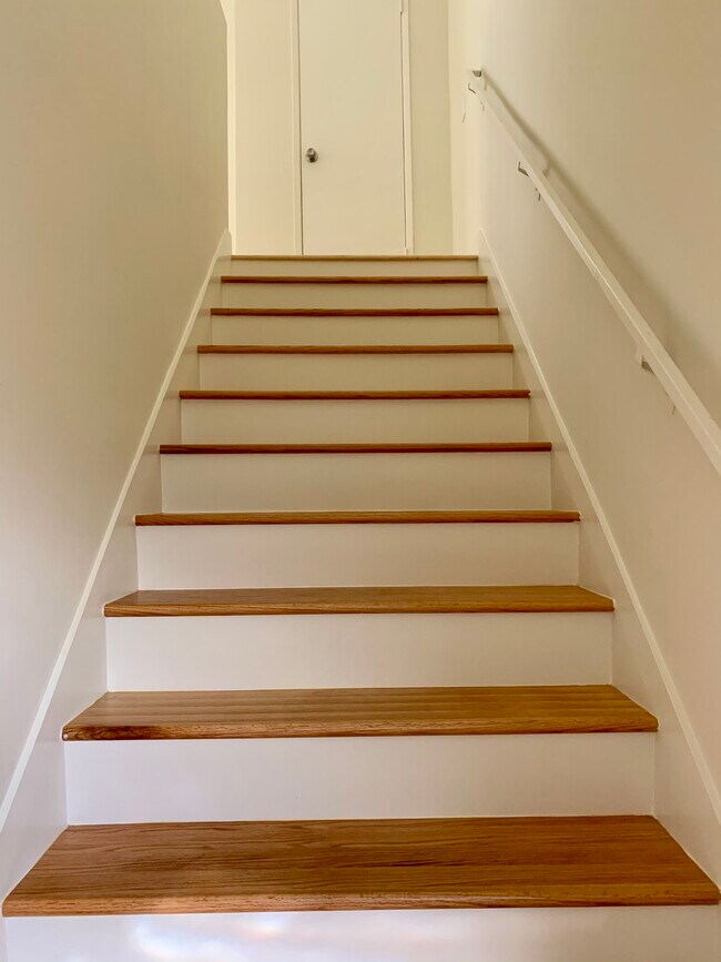 Photo - 1916 Clark Ln Unidad 1 bedroom condo