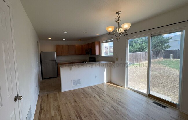 Photo - 7629 Autumn Knoll Dr