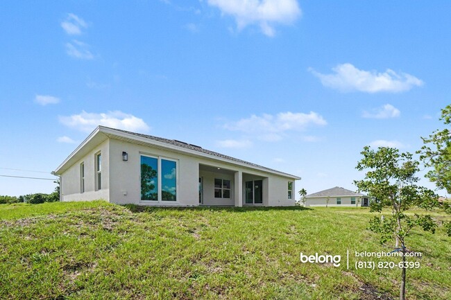1203 NE 44th St