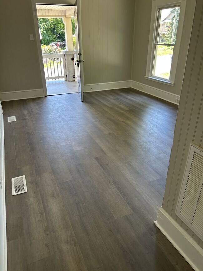 Photo - 2315 Dacian St Unit A