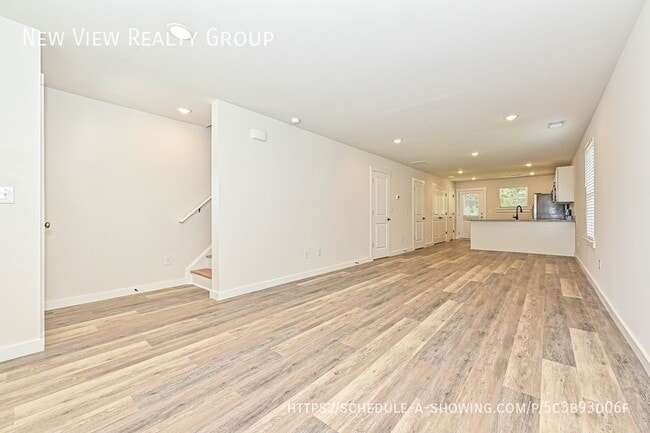 Photo - 504 12th Ave NE