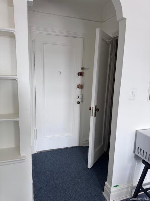 Building Photo - 35-45-45 81st St Unit D4 Rental
