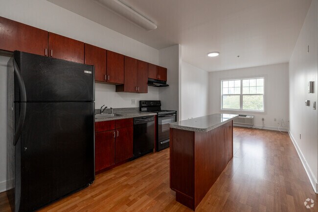 1BR, 1BA - 600SF - Kitchen
