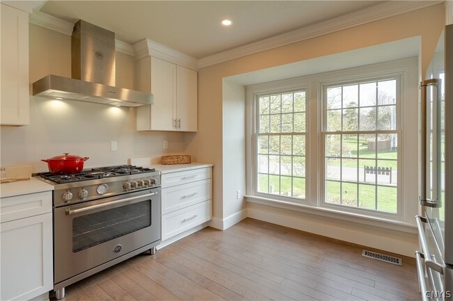 Photo - 8116 Verbeck Dr