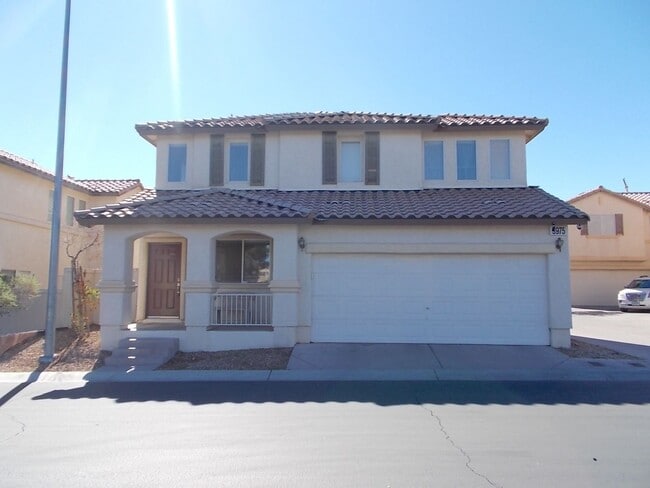 Building Photo - Beautiful 3-Bedroom Two-Story Home in Well...