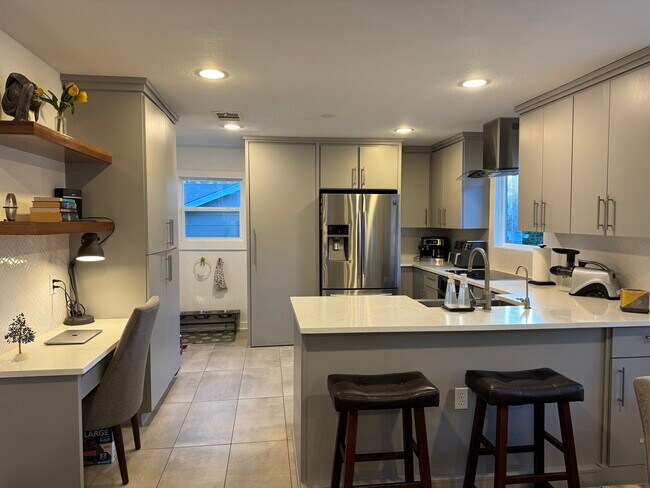 Photo - 8714 San Benito Way