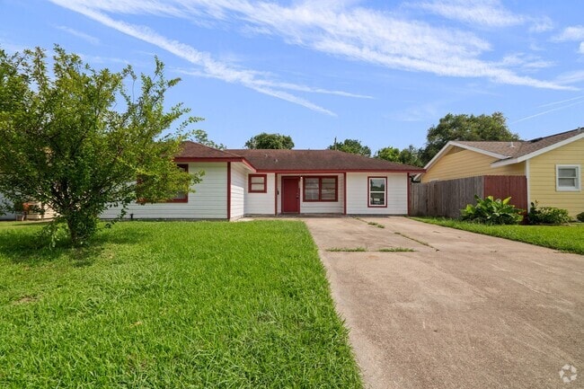 Building Photo - Beautiful 4 Bedroom, 2 Bath Home in Texas ...