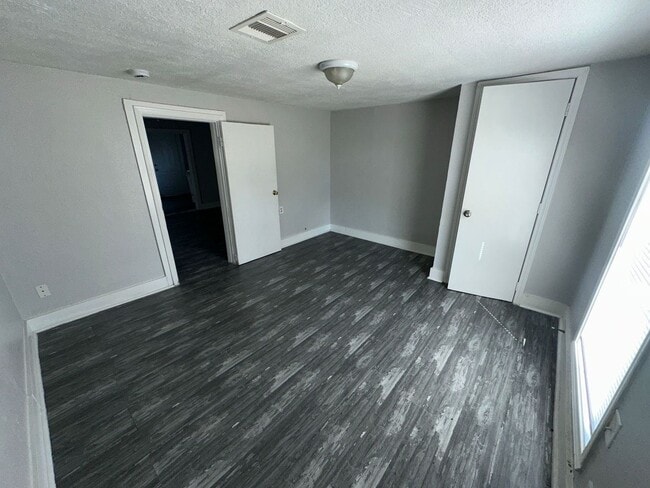 Photo - 412 N 8th St Unit 1