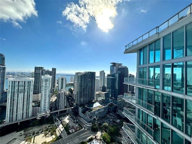 Photo - 92 SW 3rd St Unidad 92 SW 3rd St PH5213