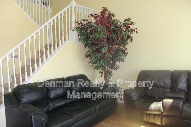Photo - 2048 W Monte Cristo Ave