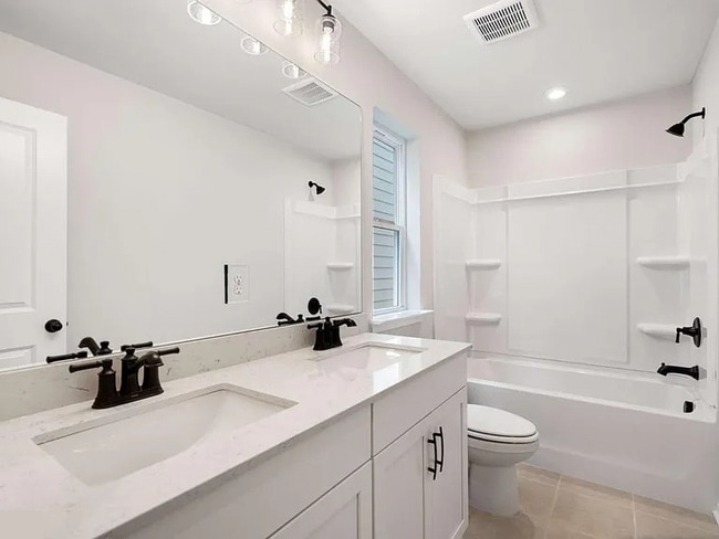 Photo - 703 Smokey Quartz Way