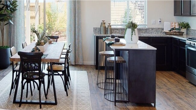 Photo - 1272 Arriaga Way