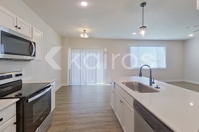 Photo - 6936 Holly Ct