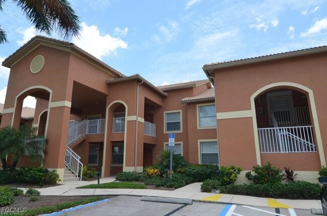 Building Photo - 20081 Barletta Ln Unit 2815