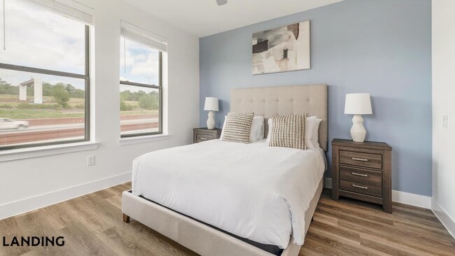 Photo - 6525 Ed Bluestein Blvd Unidad 2216