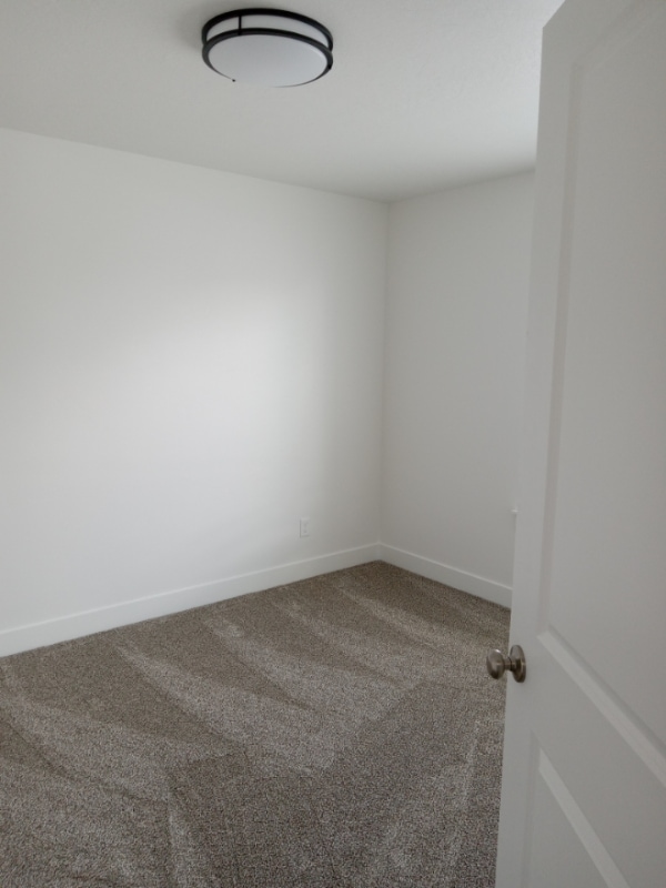 Photo - 563 Eagle Dr