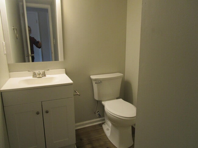 Photo - 1968 Gion St