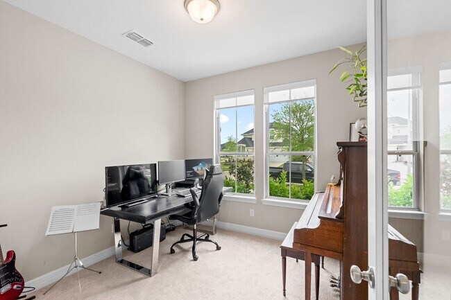 Photo - 4106 Sherman Oak Ln