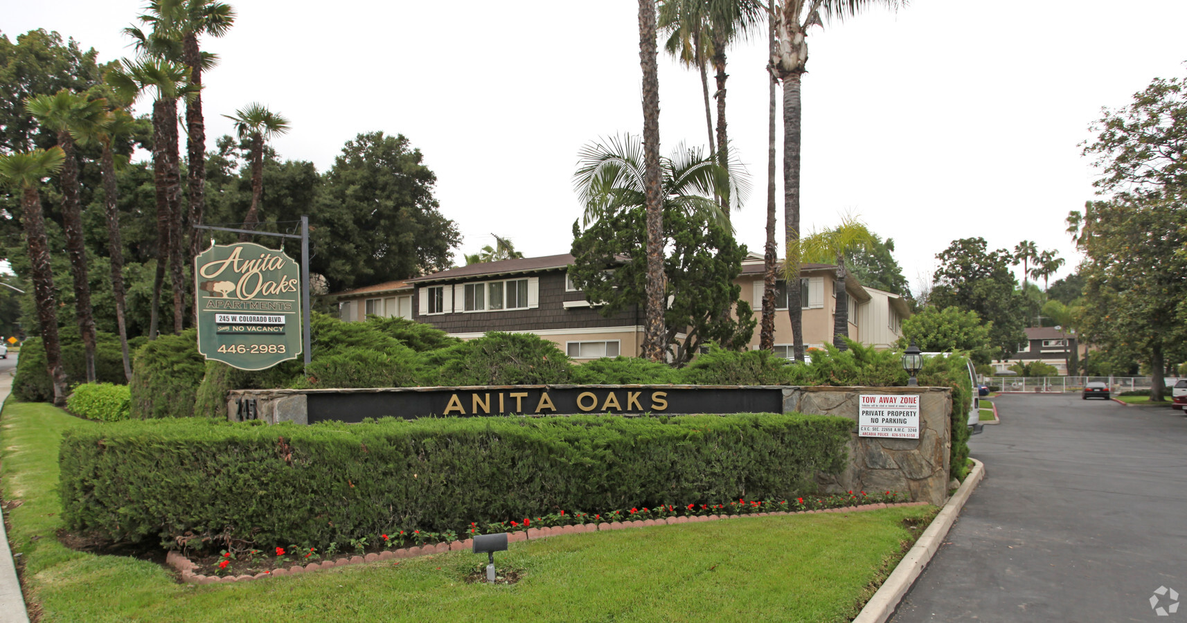 Anita Oaks 245 West Colorado BLVD in Arcadia - Anita Oaks 245 West Colorado BLVD in Arcadia Apartamentos