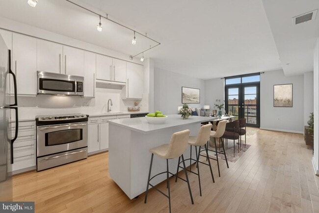 Photo - 437 New York Ave NW Unit 422