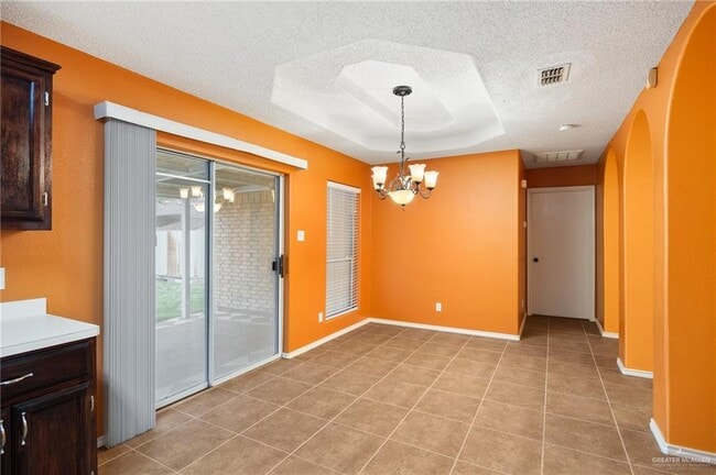 Photo - 11 Yucca Ave